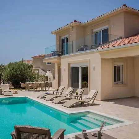 Magnificent Kefalonia 3 Bedrooms Montagna Mare Private Pool Stunning Sea Views Pesada