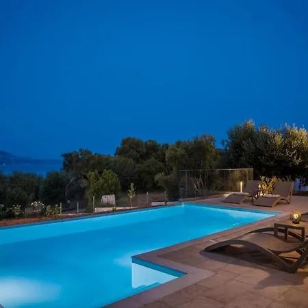 Magnificent Kefalonia 3 Bedrooms Montagna Mare Private Pool Stunning Sea Views Pesada Pesadha