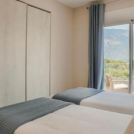 Villa Magnificent Kefalonia 3 Bedrooms Montagna Mare Private Pool Stunning Sea Views Pesada *