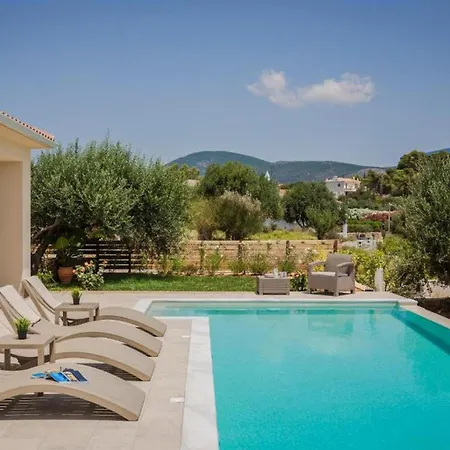 Magnificent Kefalonia 3 Bedrooms Montagna Mare Private Pool Stunning Sea Views Pesada